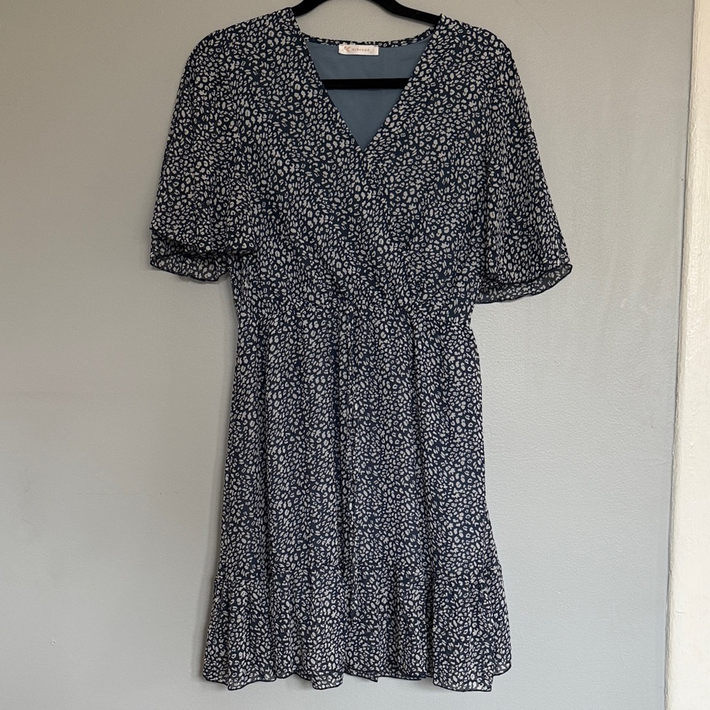 Chic Navy Floral Midi Dress